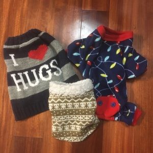 2 dog tops and 1 dog PJs 🐶🐶🐶🐶